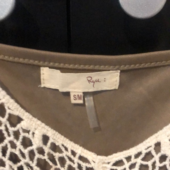 Ryu crocheted dress - Picture 8 of 9